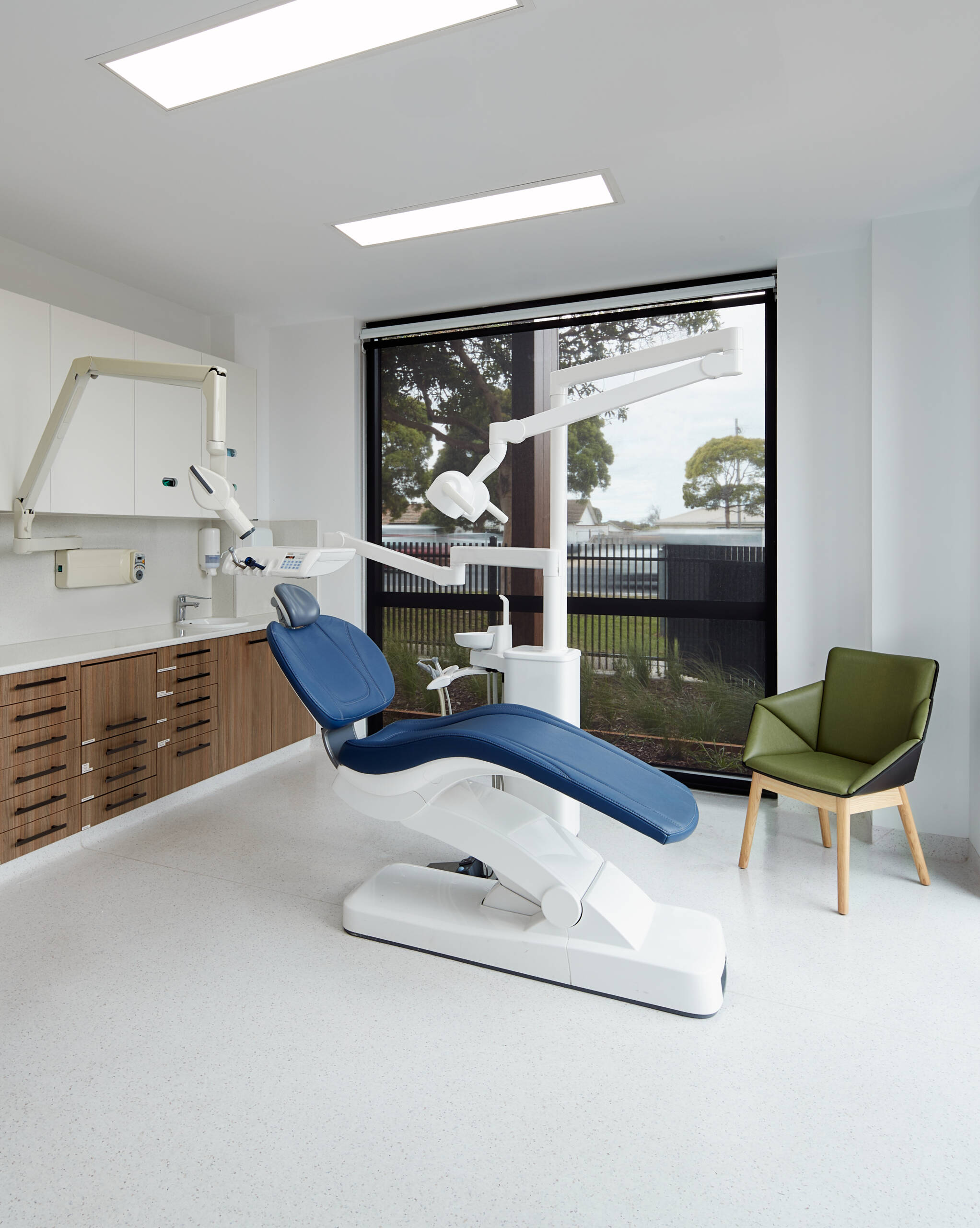 Dental Clinics & Dental Surgeries